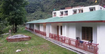 hotel-bharat-palace-in-barkot