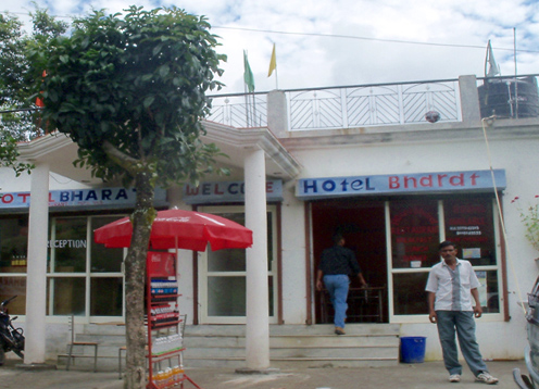 hotels-in-phata